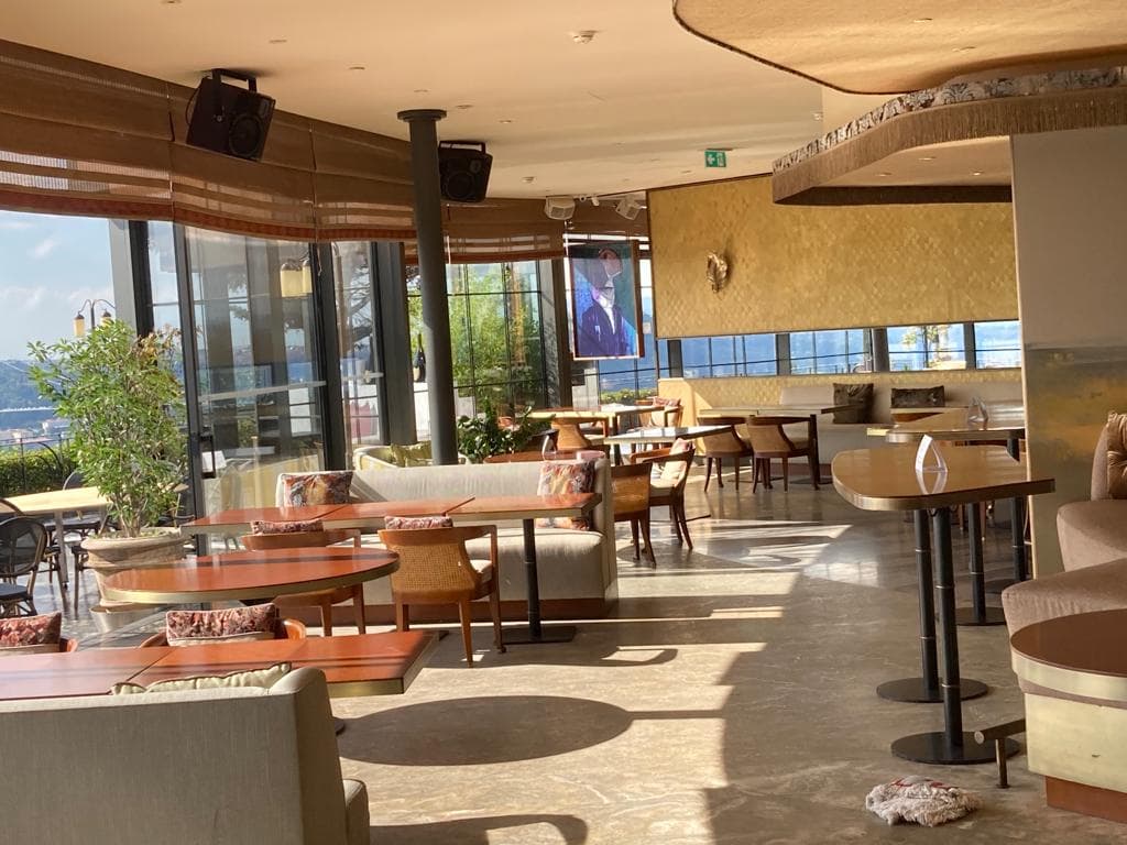 Boğaz Manzaralı Restoran